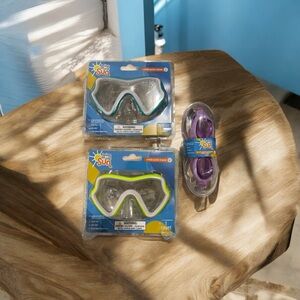 Bring On The Sun Set of 3 Child/Youth Swim Masks NEW